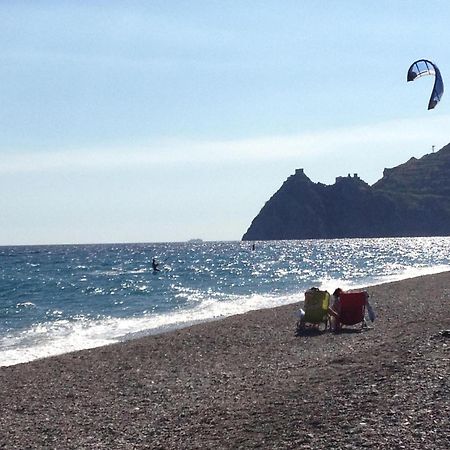 Camping La Focetta Sicula SantʼAlessio Siculo Екстериор снимка