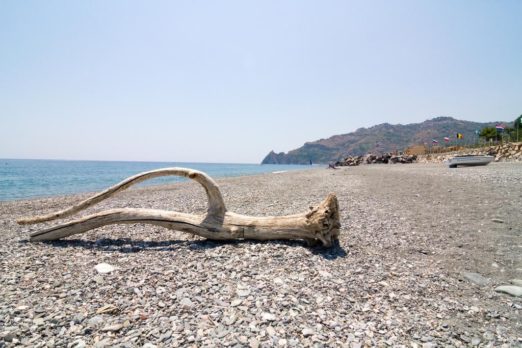 Camping La Focetta Sicula SantʼAlessio Siculo Екстериор снимка